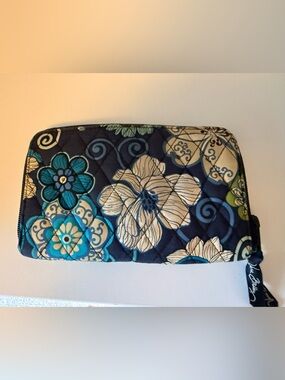 Vera Bradley Navy Floral Quilted Zip Wallet with Teal Accents